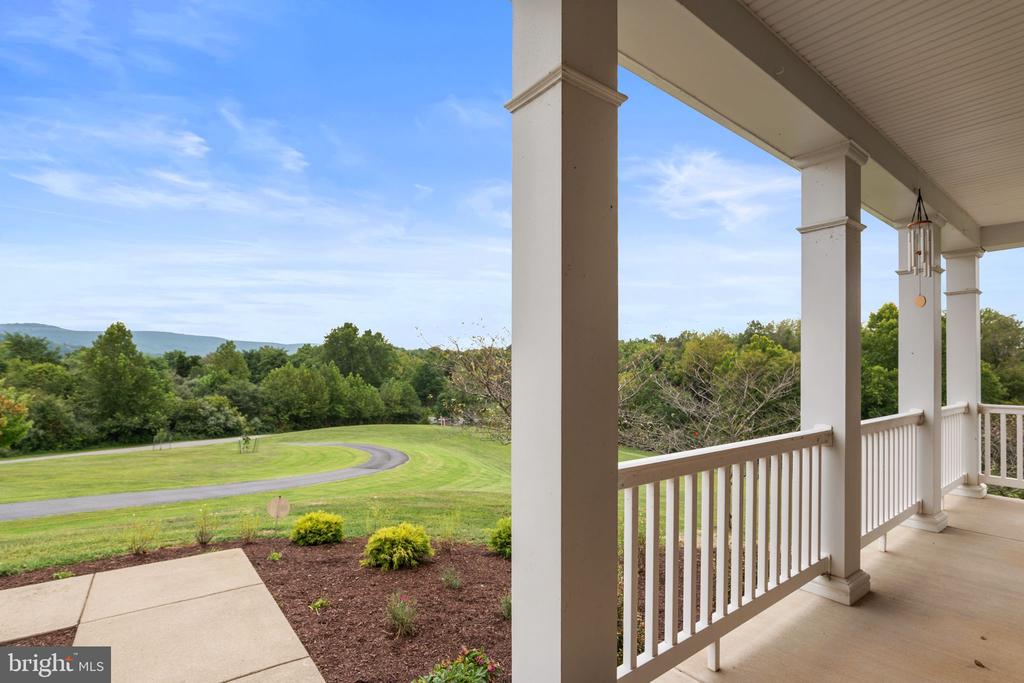 79 FALCON RIDGE DRIVE