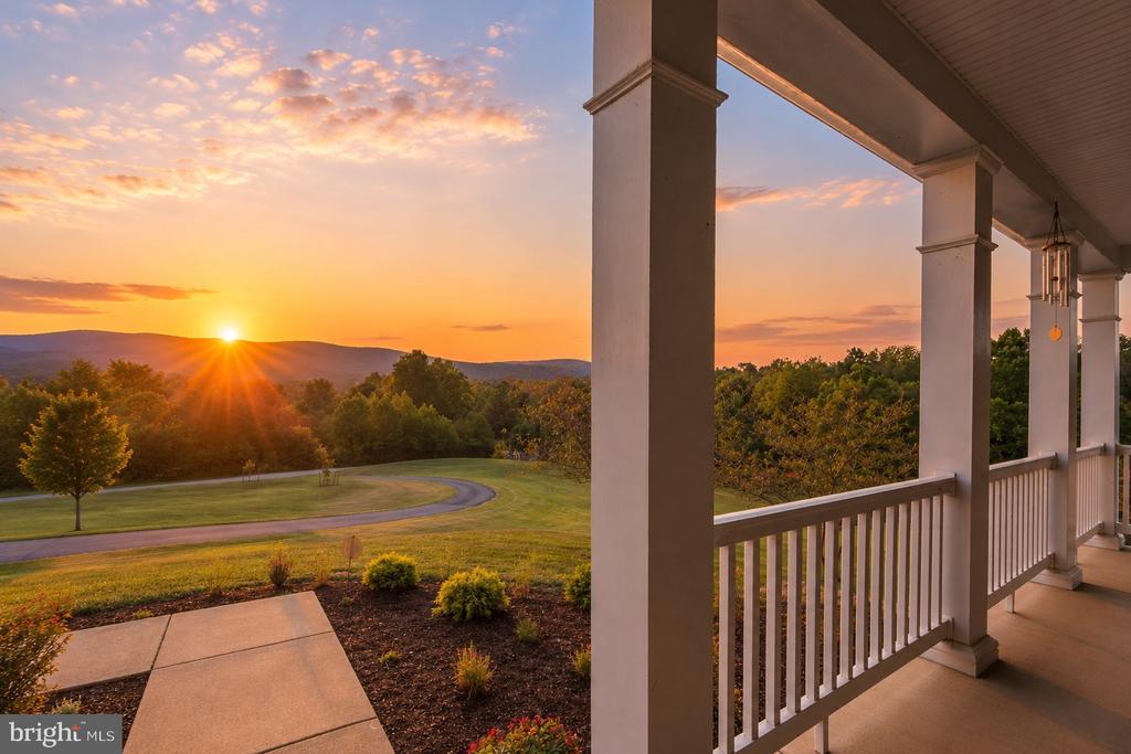 79 FALCON RIDGE DRIVE