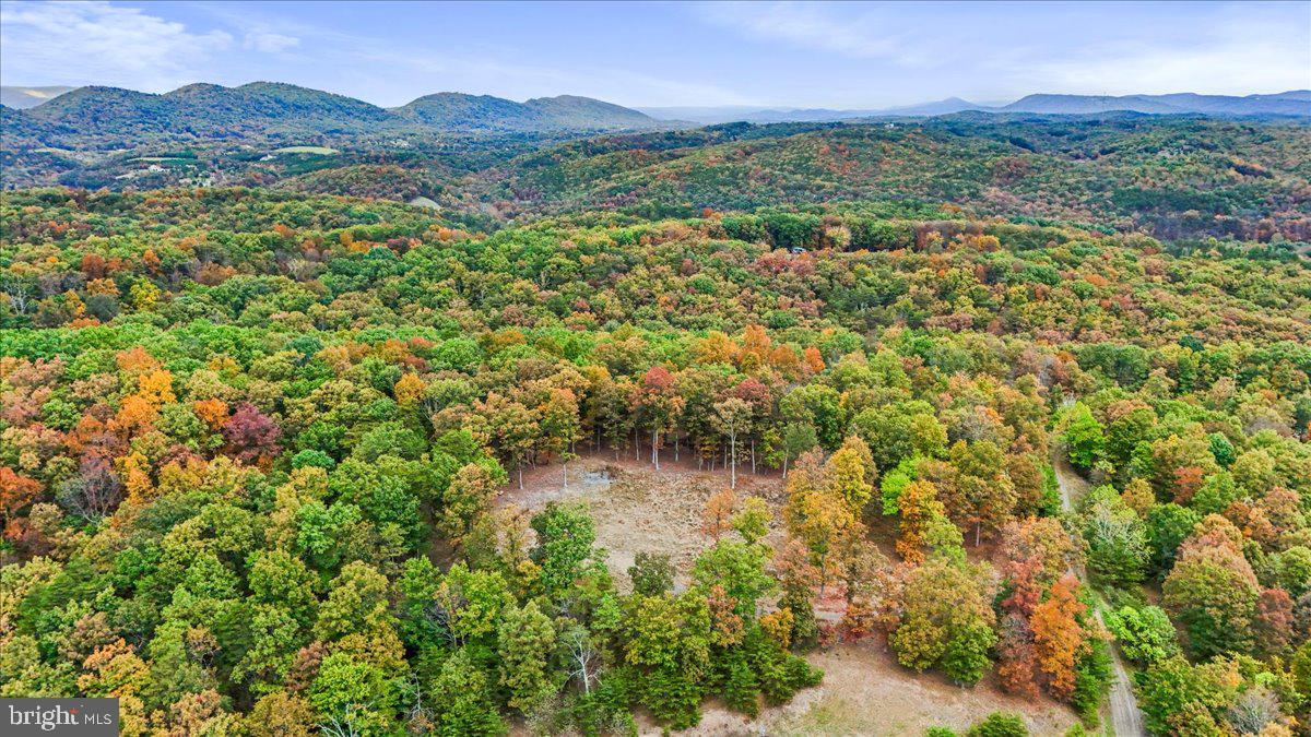 Lot 5 Evansdale Addition- JASON LANE