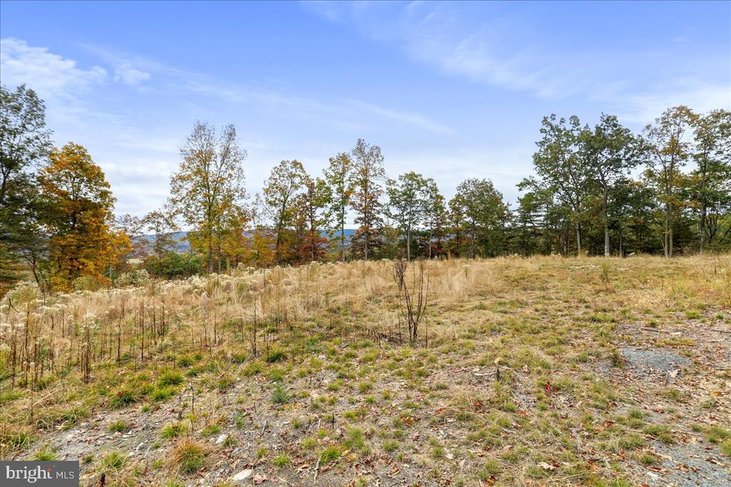 Lot 5 Evansdale Addition- JASON LANE