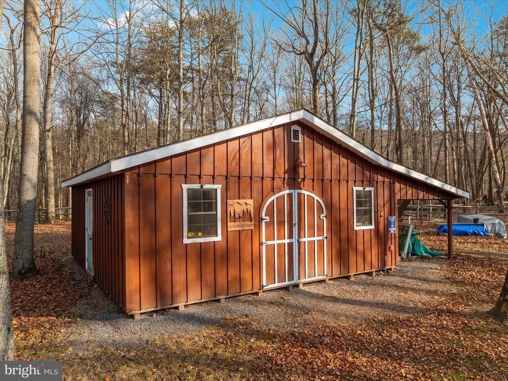 168 Tall Pines Ln