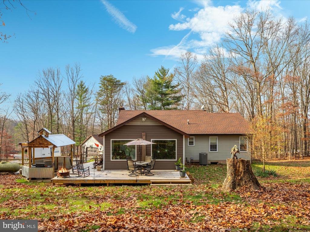 168 Tall Pines Ln