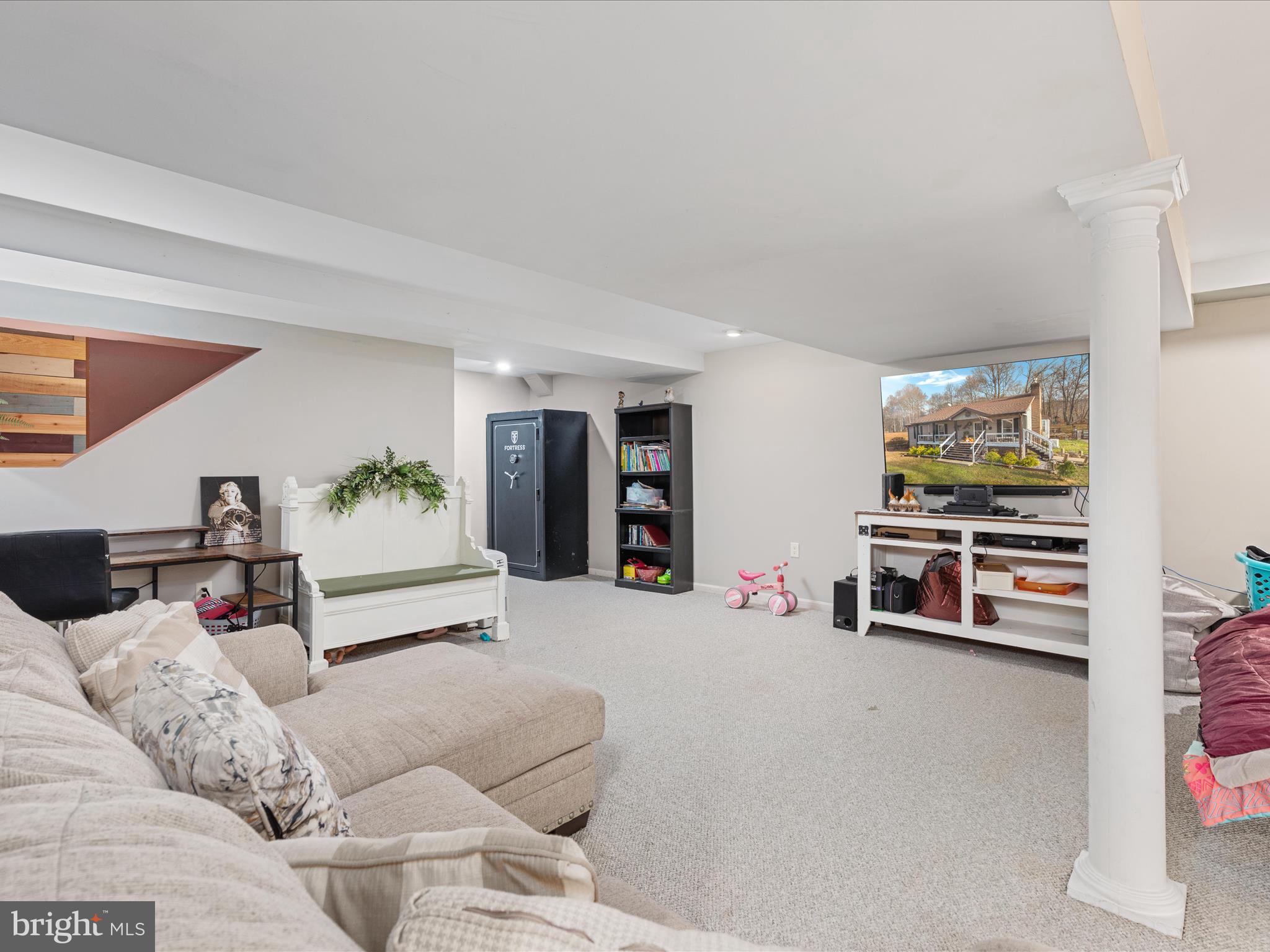 168 Tall Pines Ln