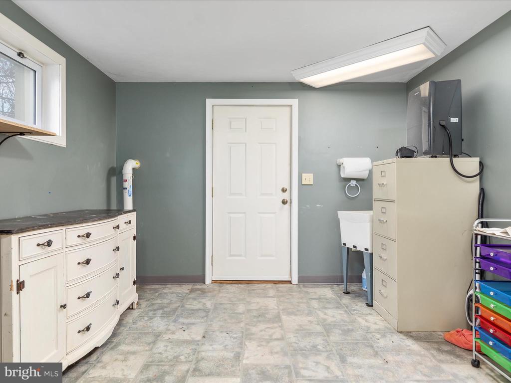 168 Tall Pines Ln