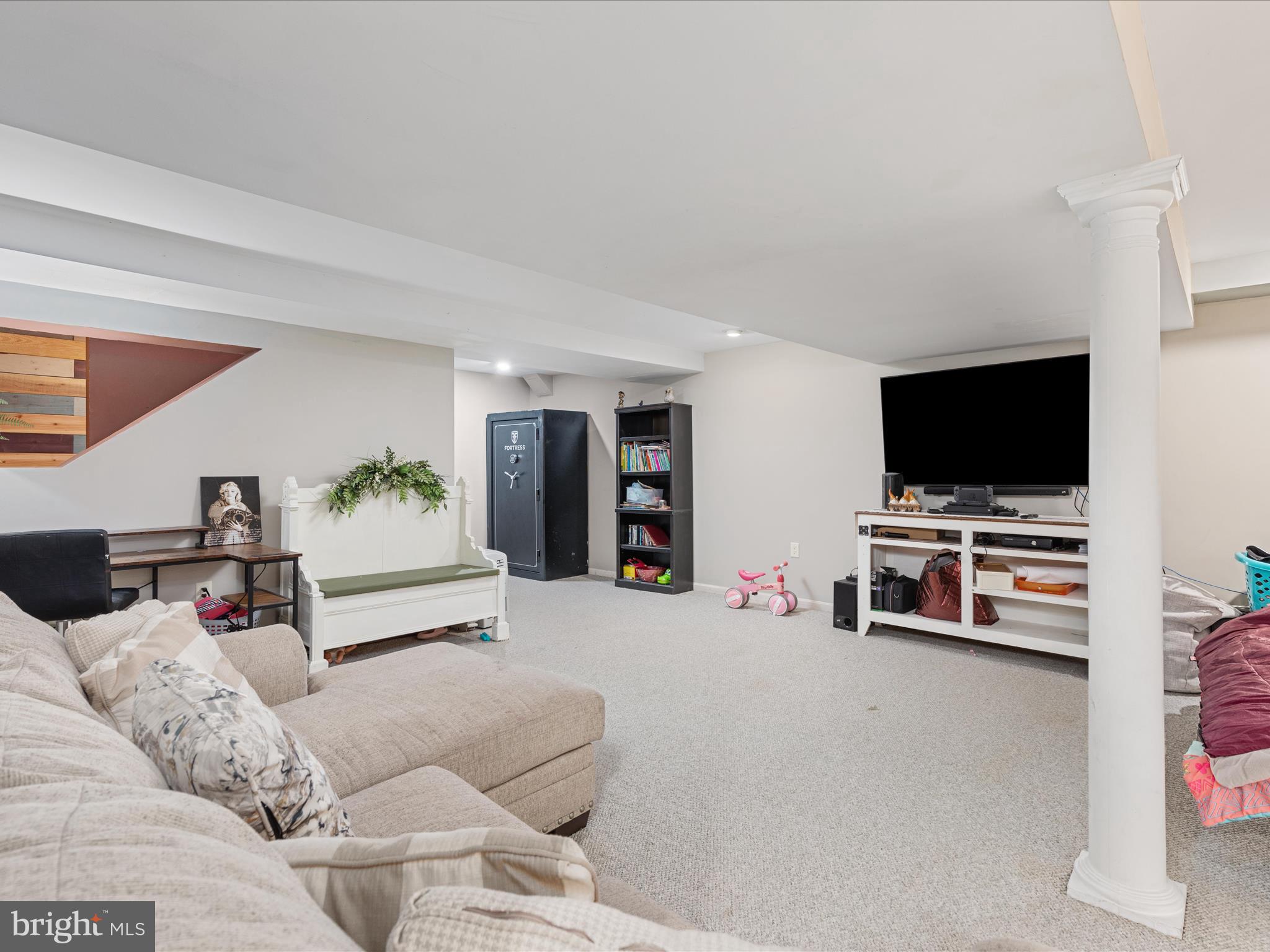 168 Tall Pines Ln