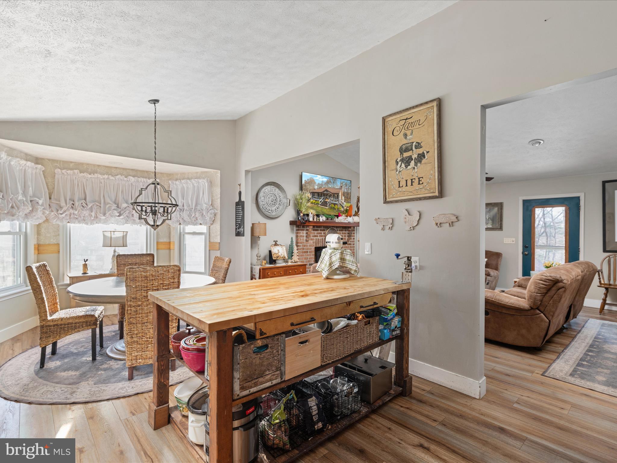 168 Tall Pines Ln