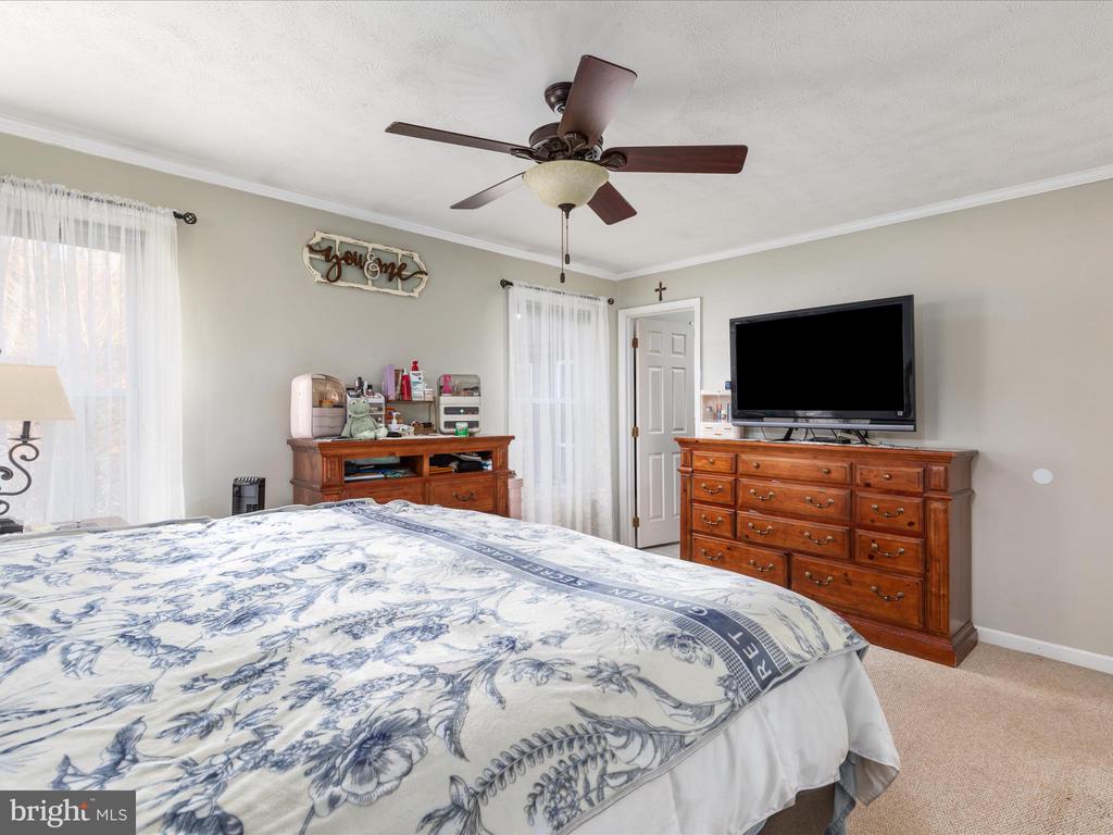 168 Tall Pines Ln