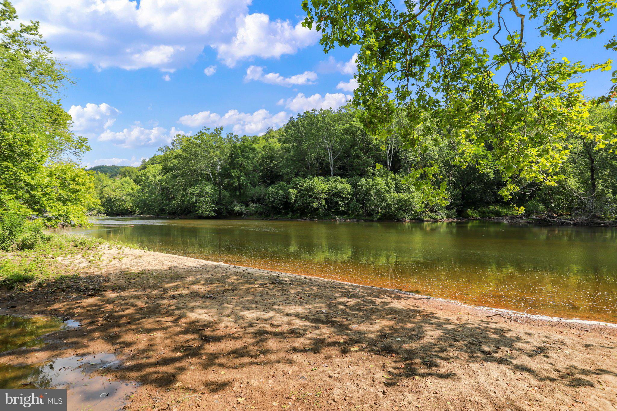148 AMBERWOOD LANE
