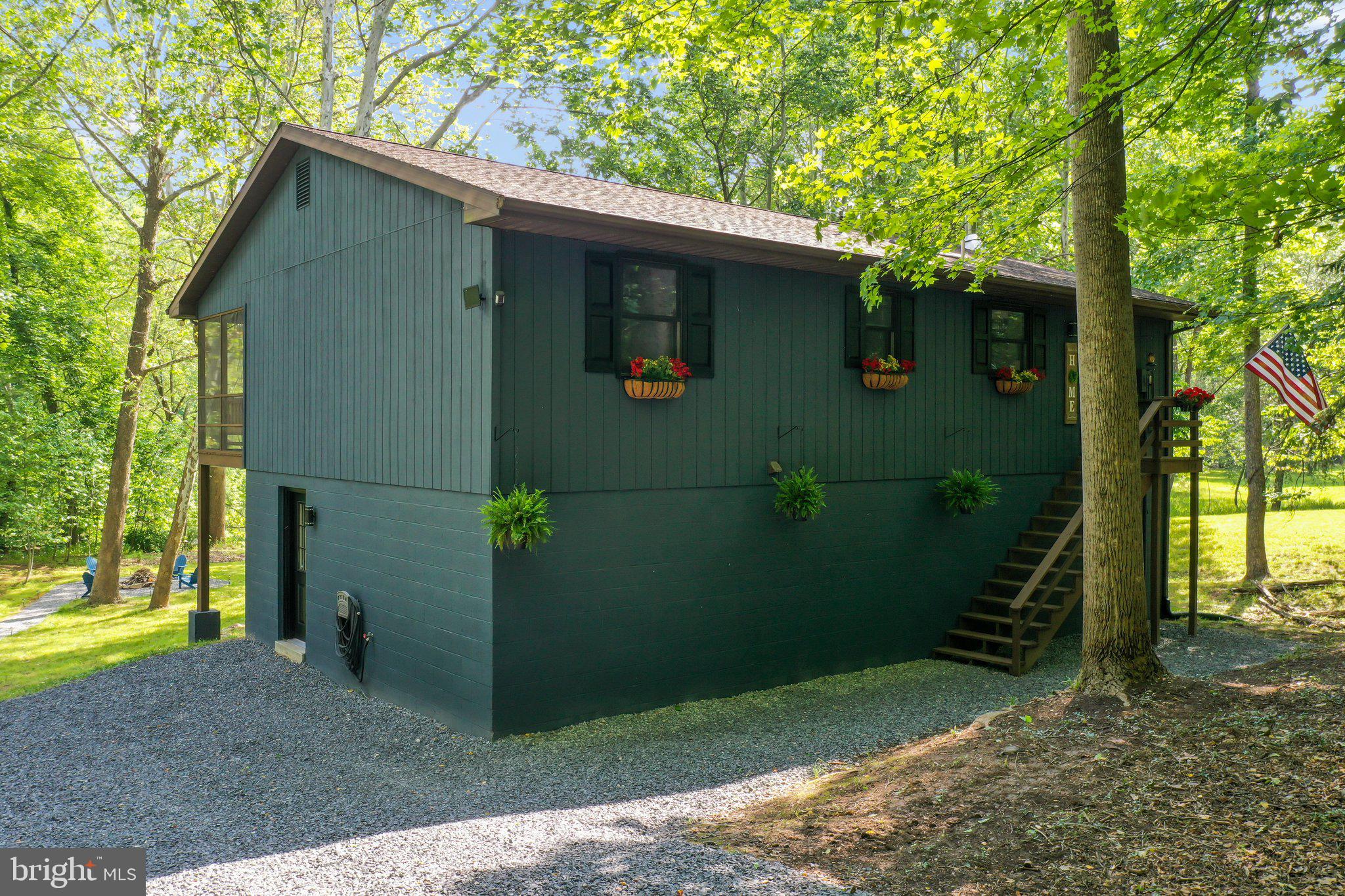 148 AMBERWOOD LANE