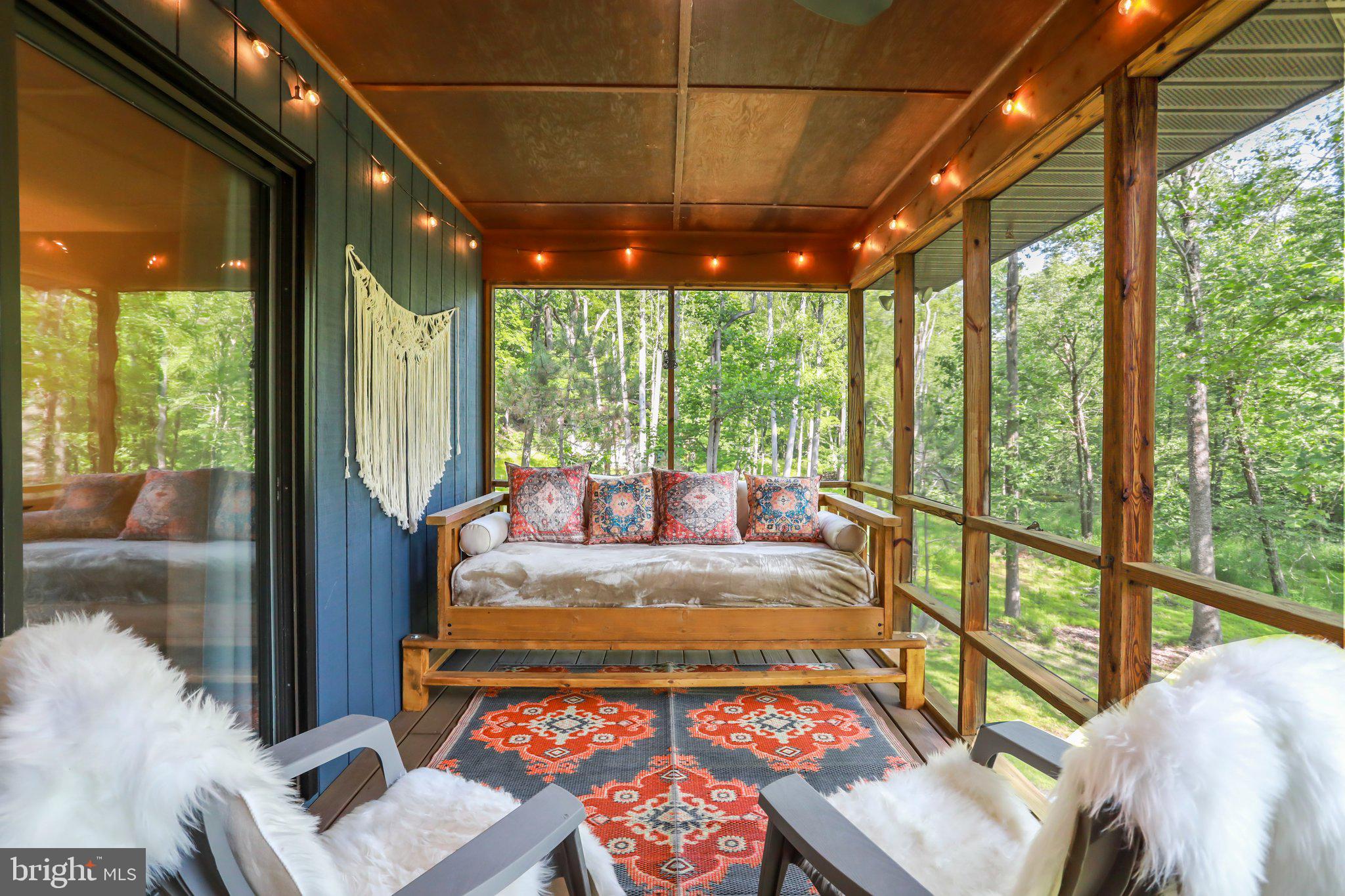 148 AMBERWOOD LANE