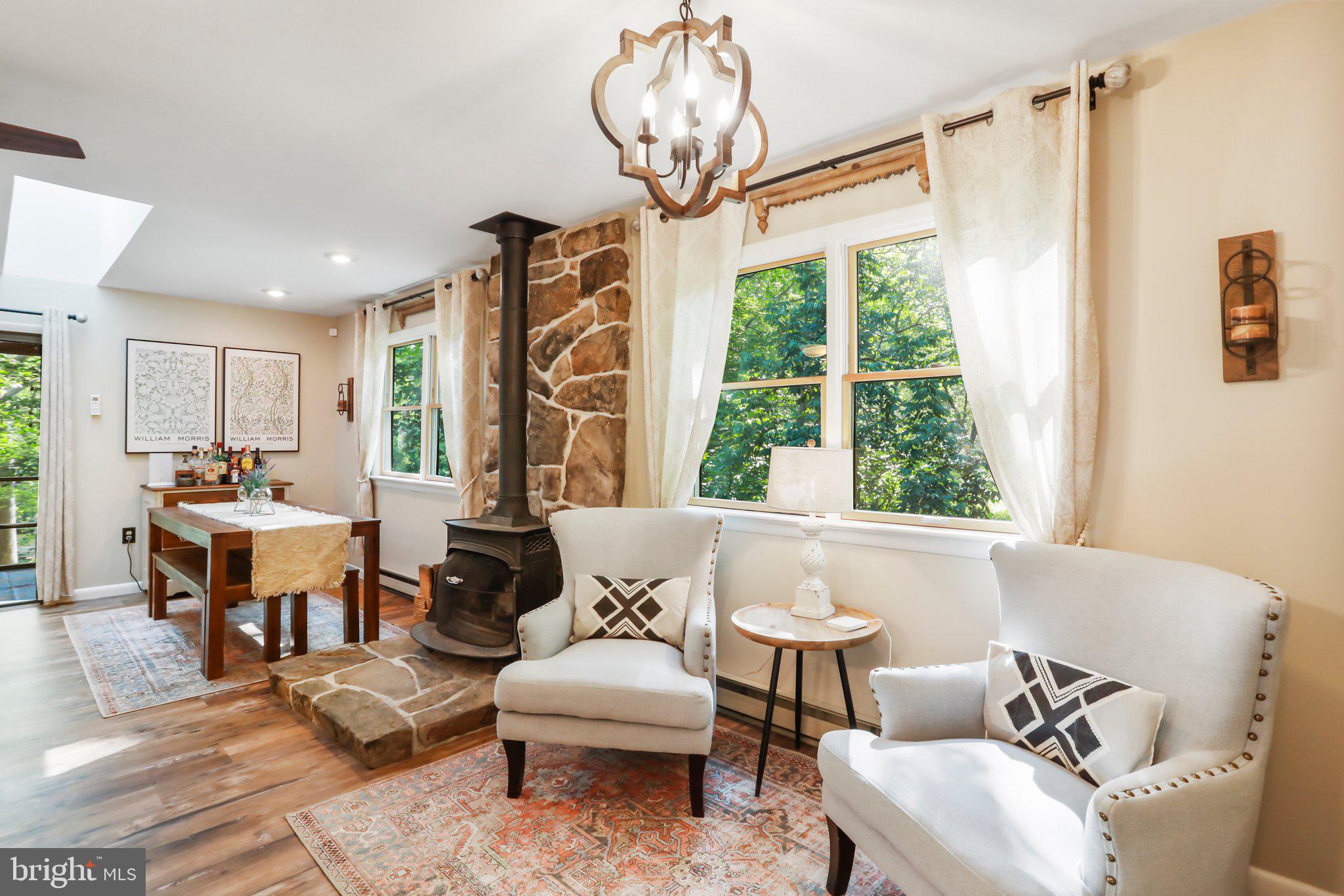 148 AMBERWOOD LANE