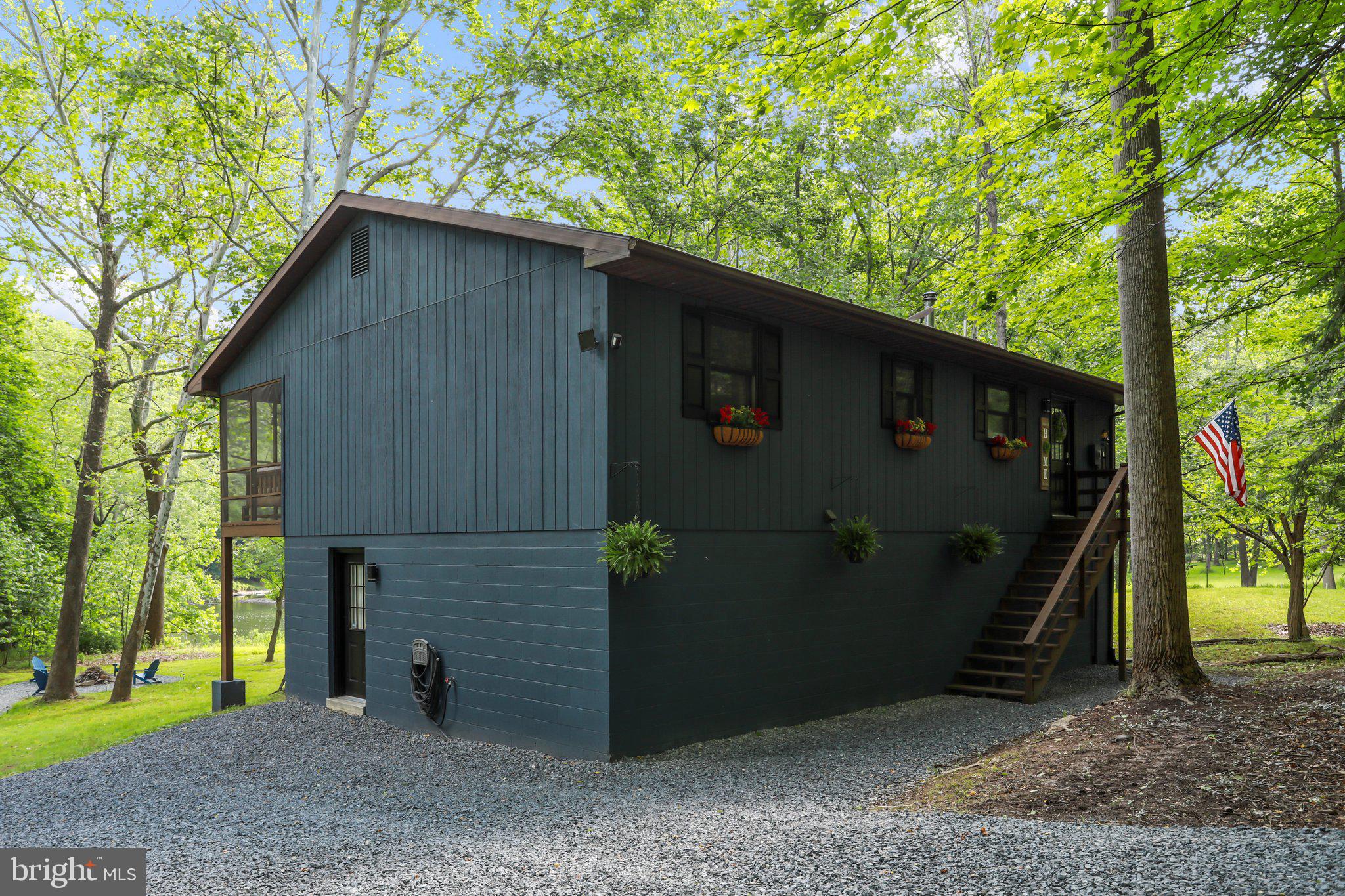 148 AMBERWOOD LANE