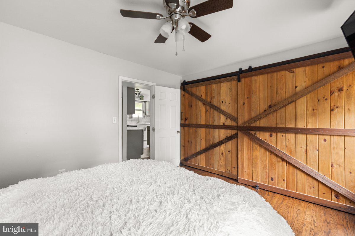 206 ENGLISH MUFFIN COURT