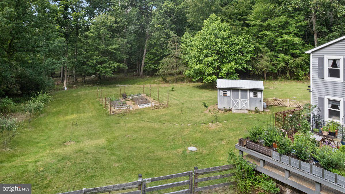 206 ENGLISH MUFFIN COURT