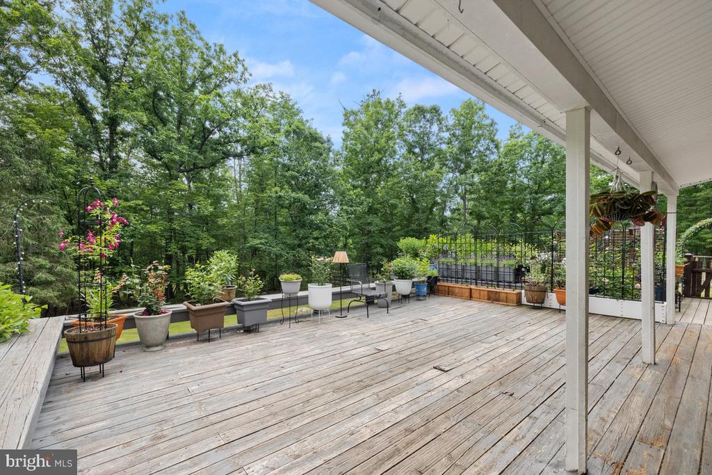 206 ENGLISH MUFFIN COURT