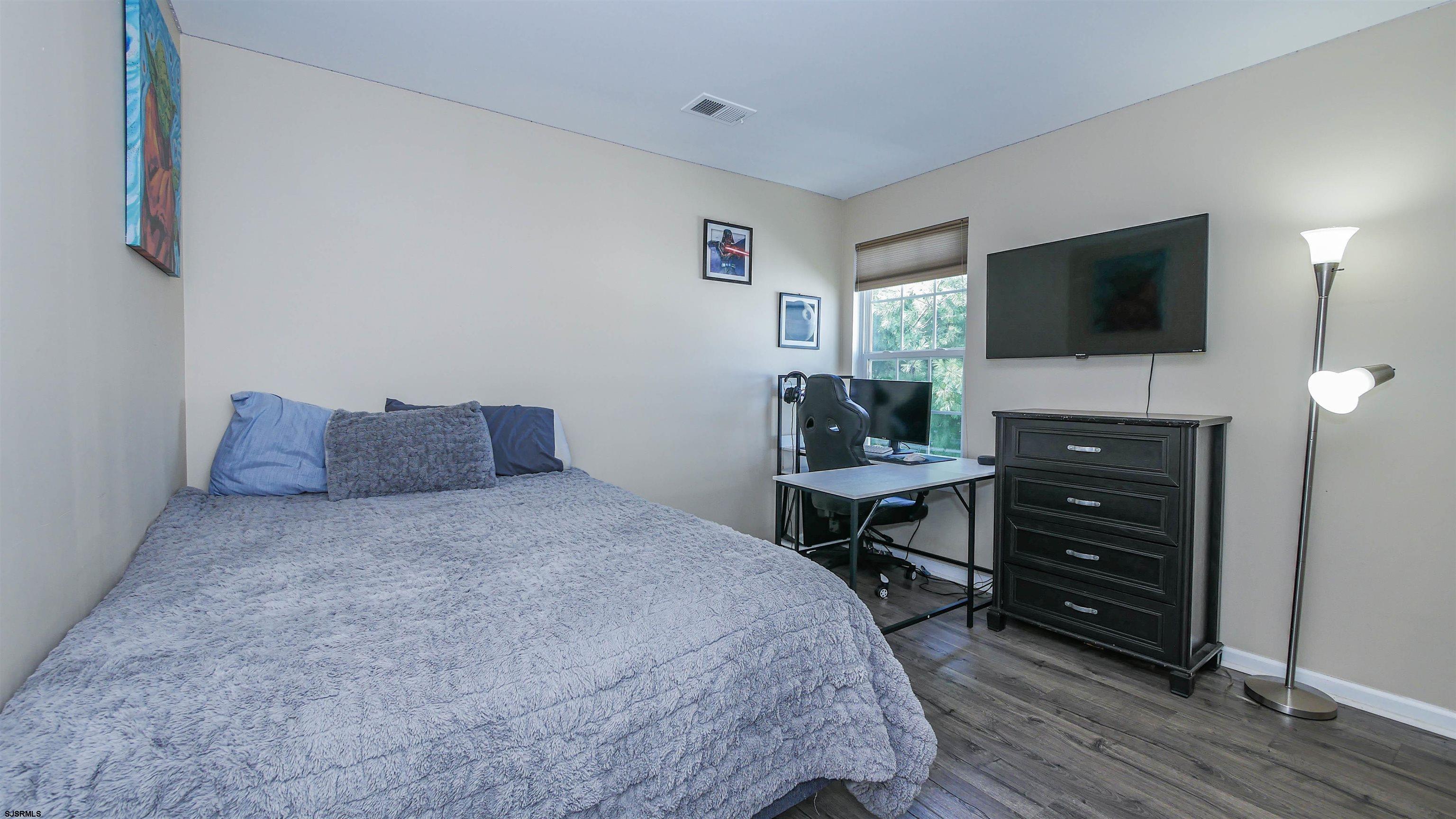115 Waverly