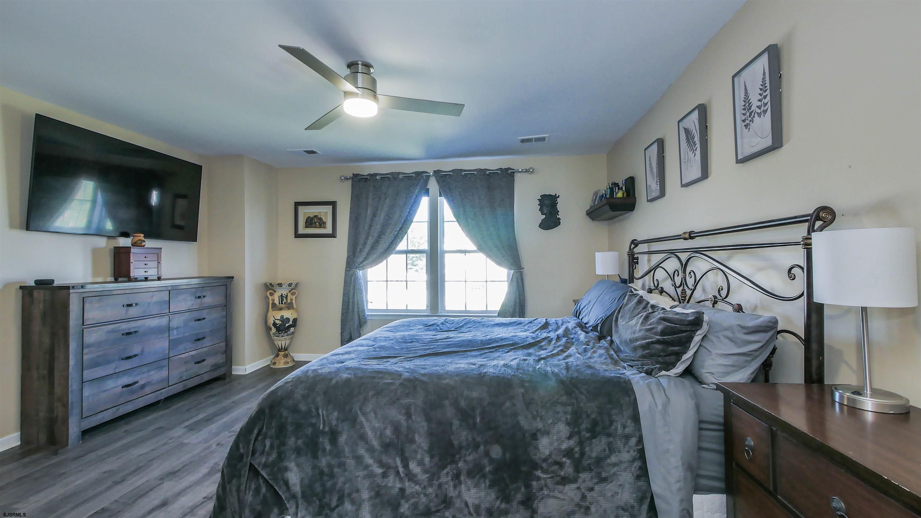 115 Waverly