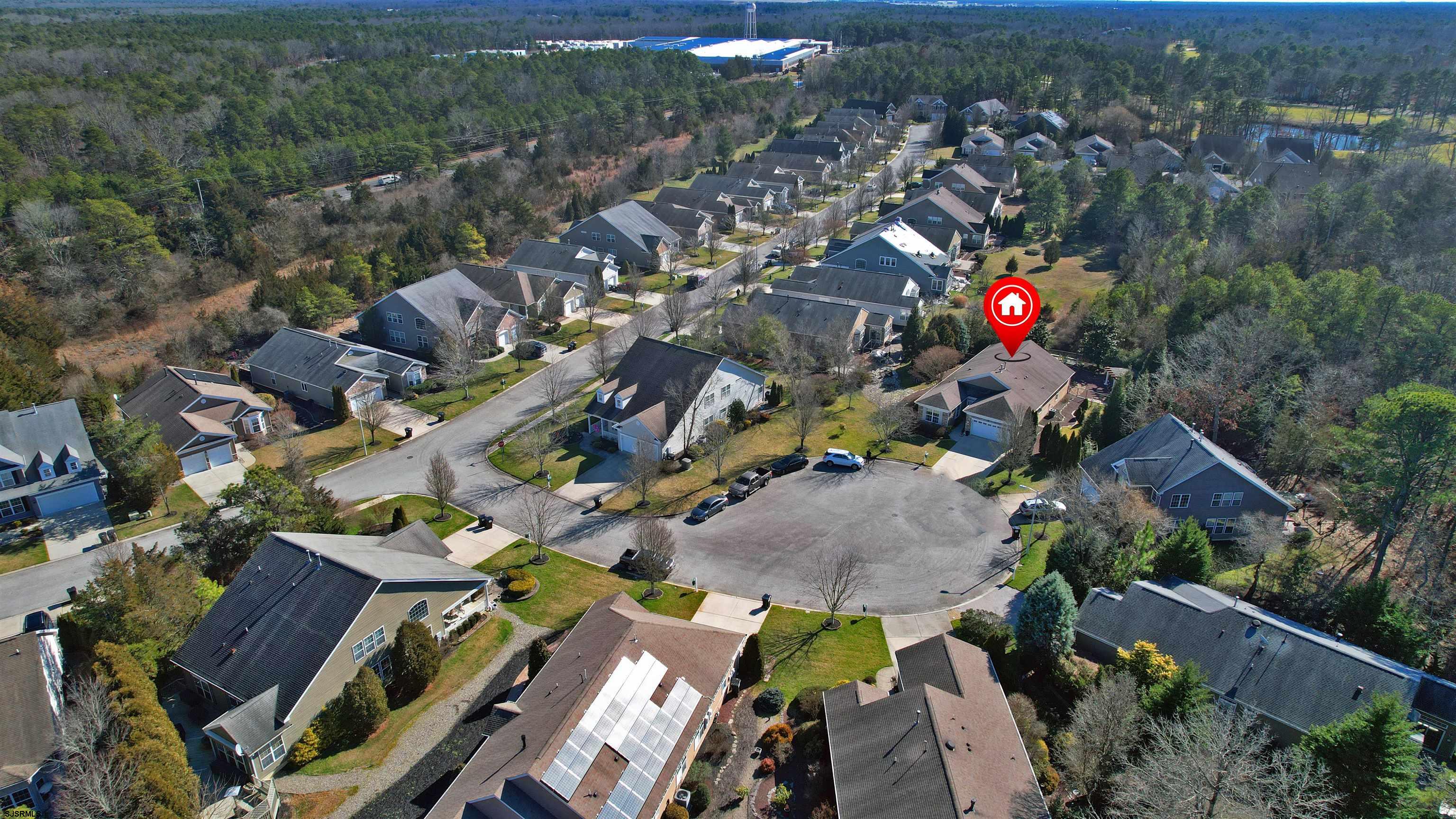 686 Augusta Ct