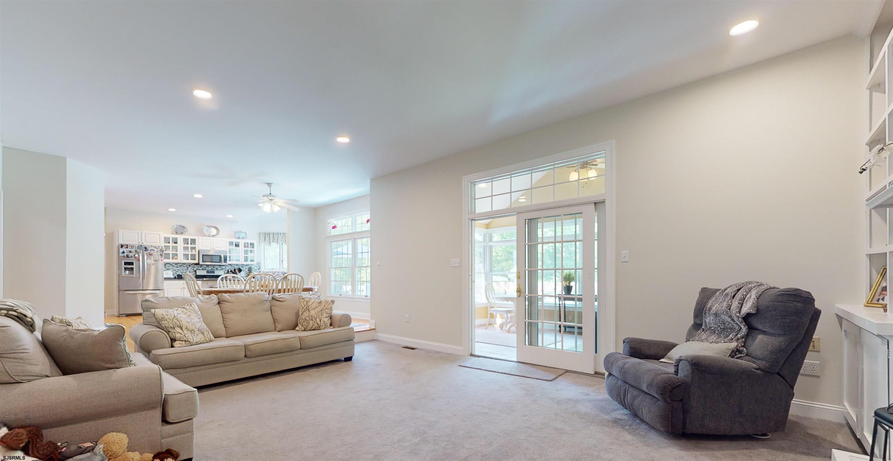 805 Blue Teal Dr