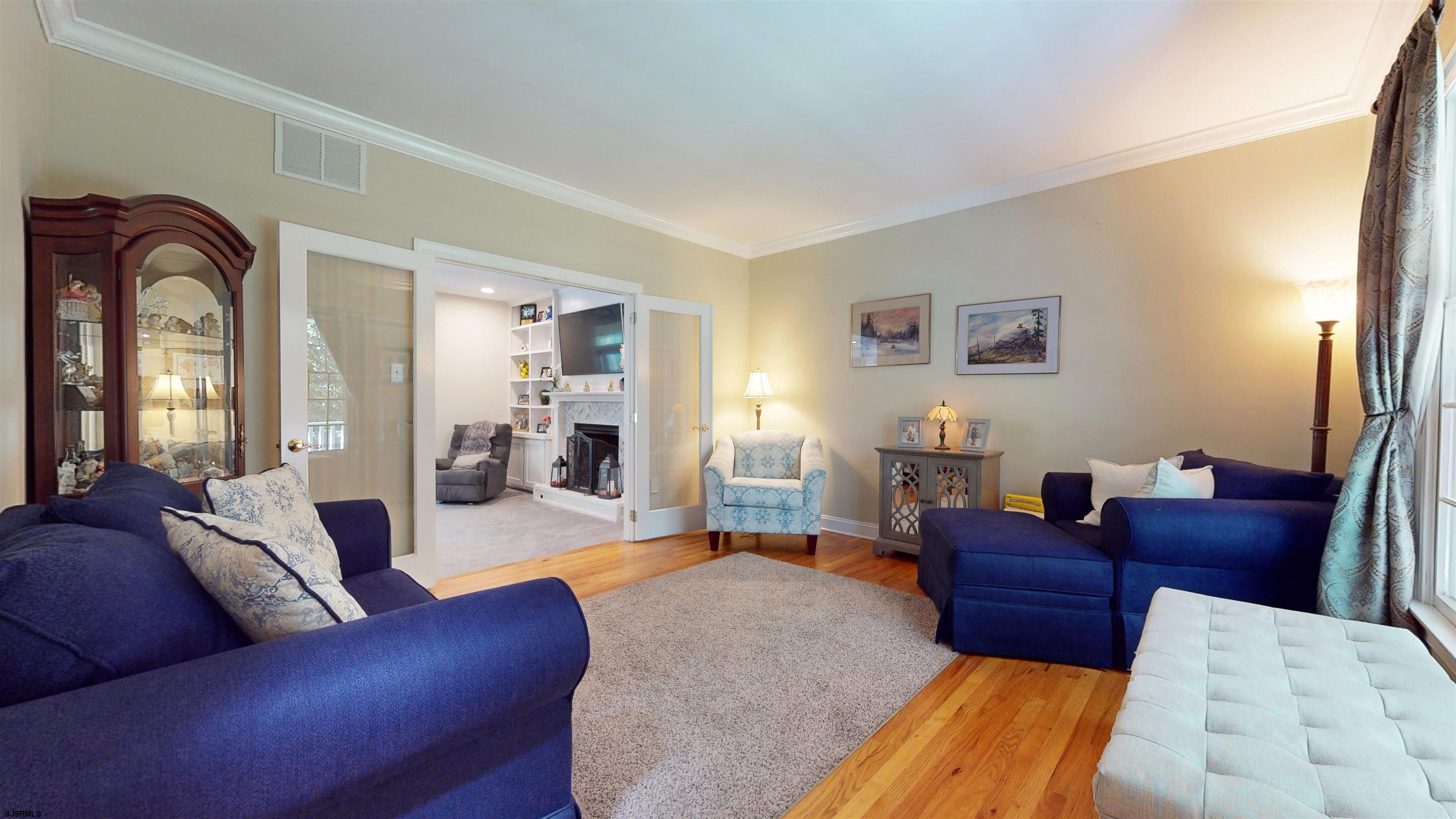 805 Blue Teal Dr