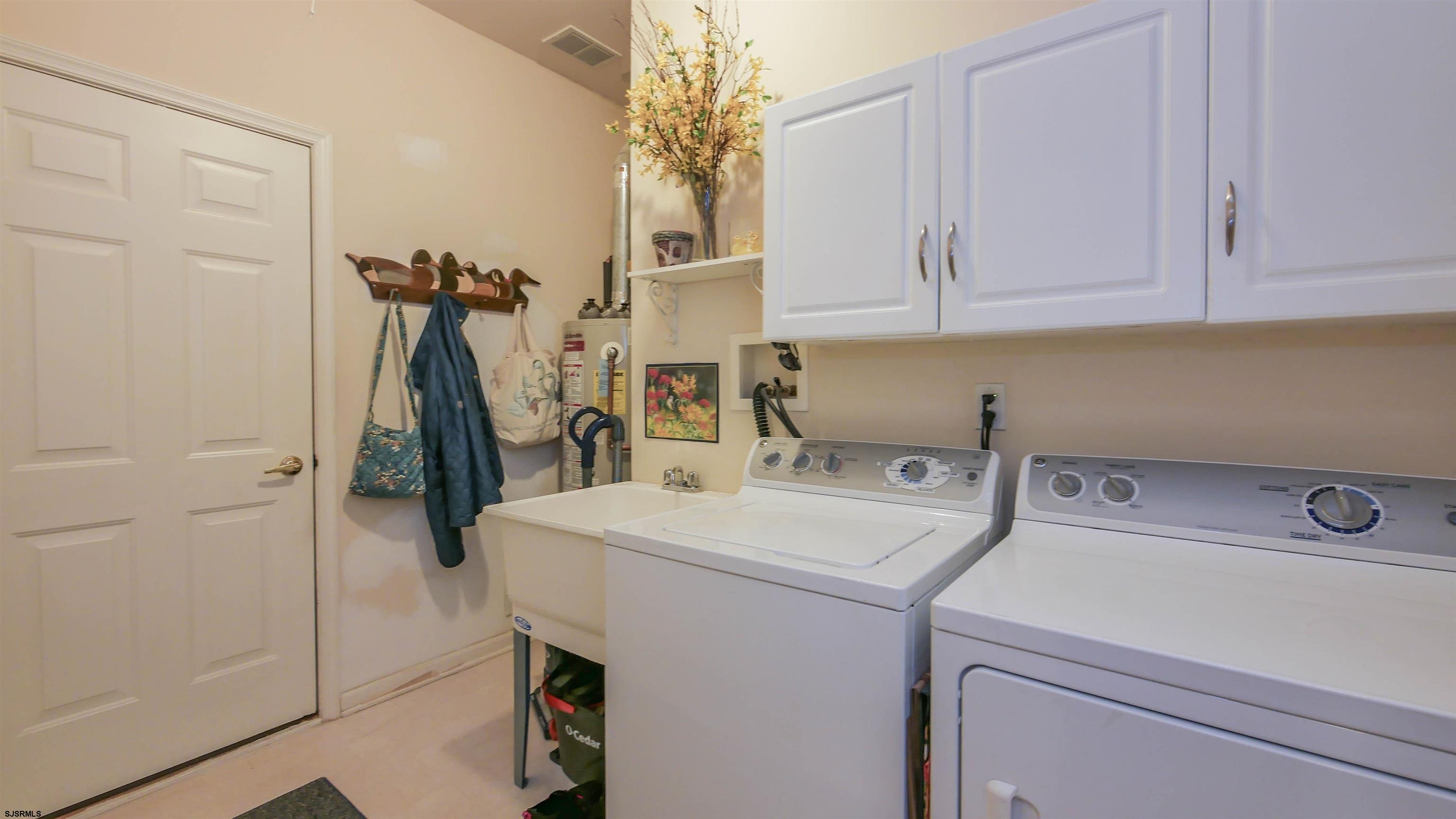200 Tipperary Pl