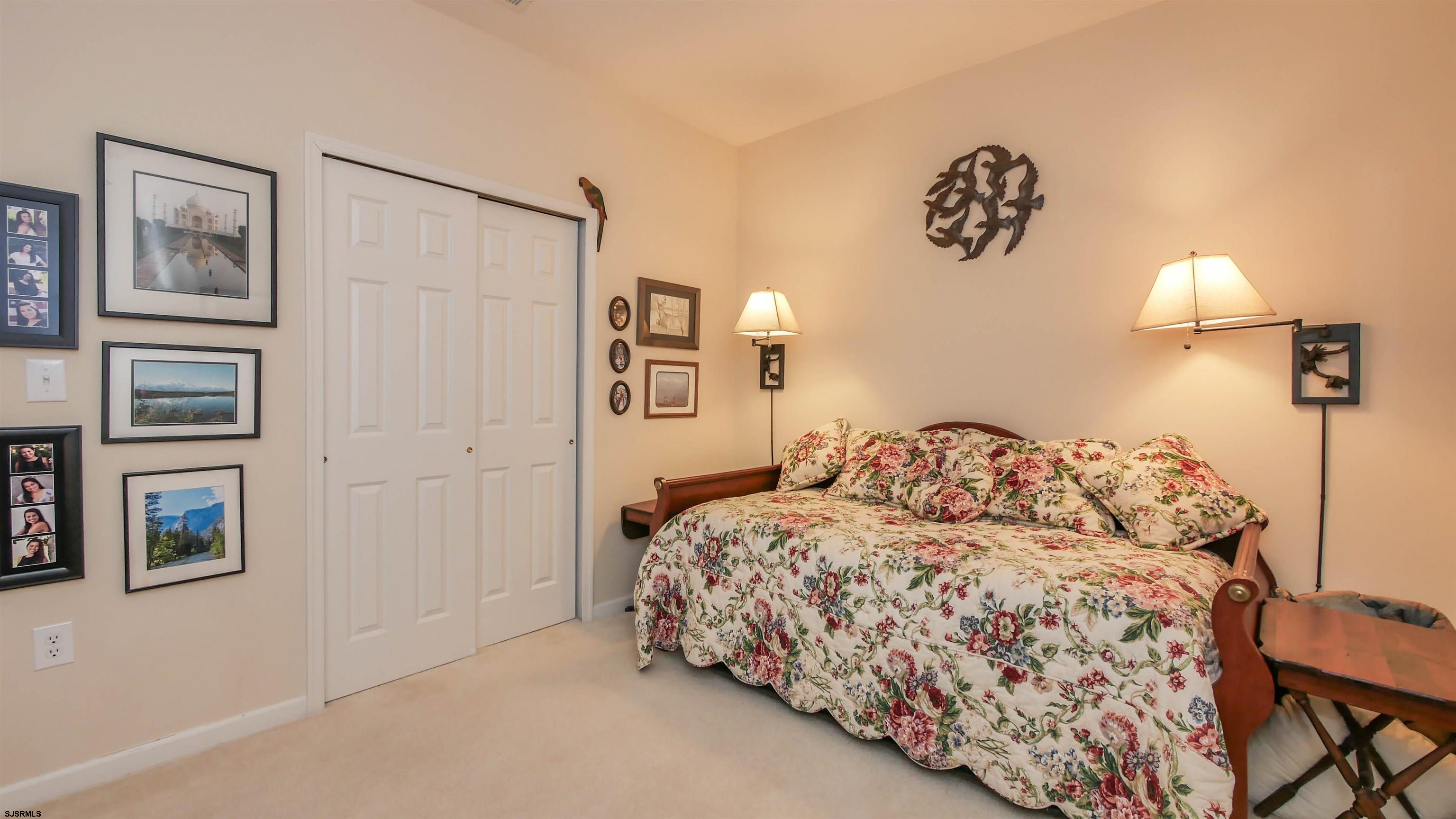 200 Tipperary Pl