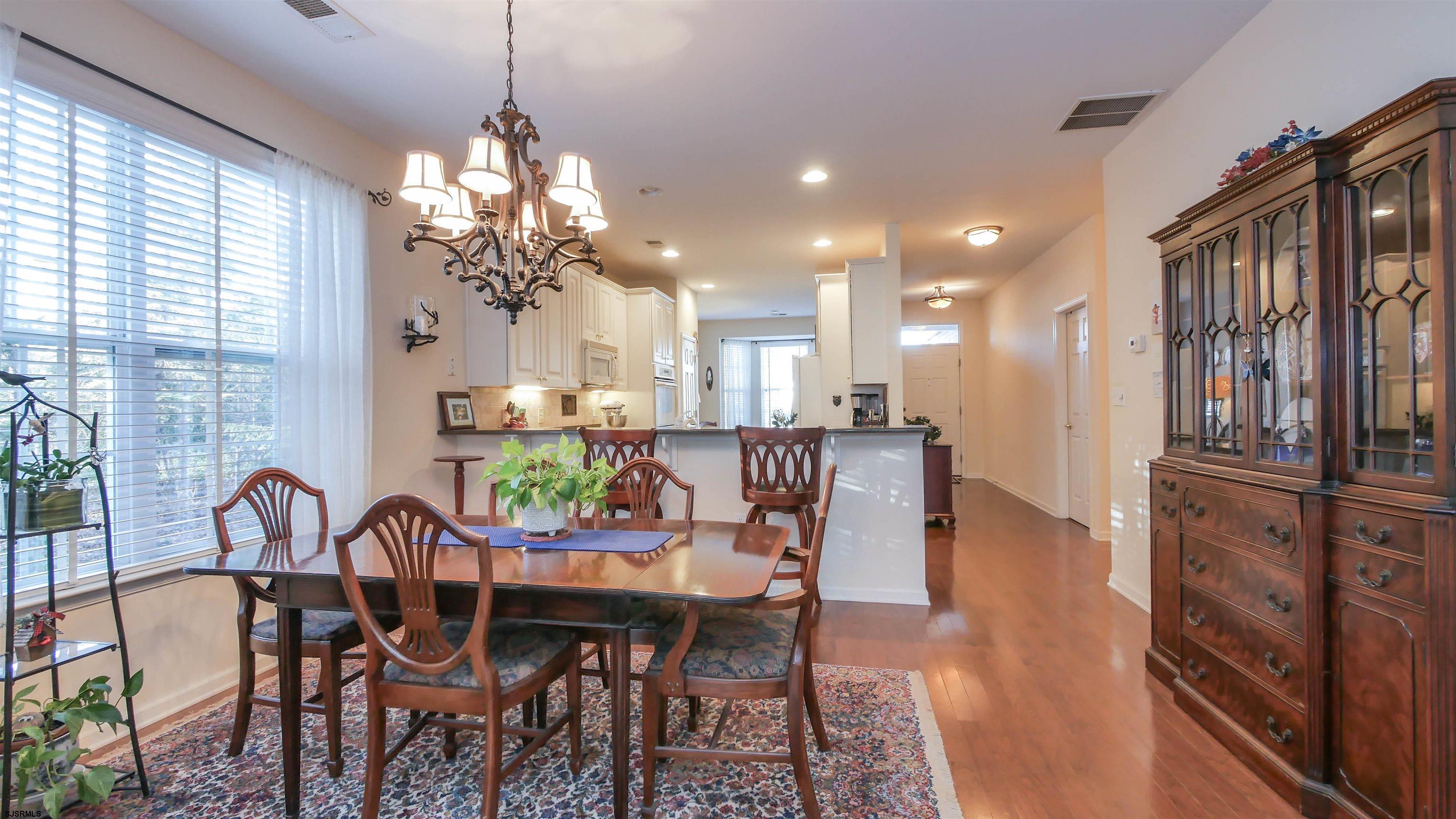 200 Tipperary Pl