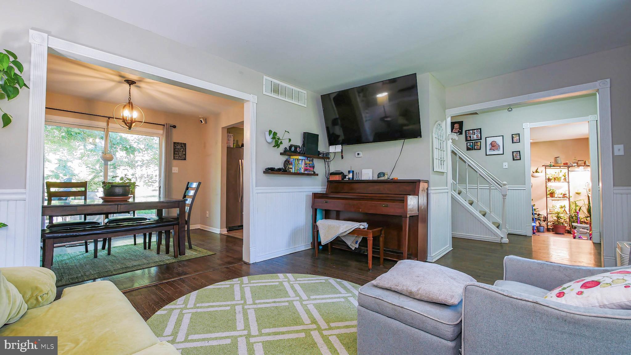 22 Alberts Ave