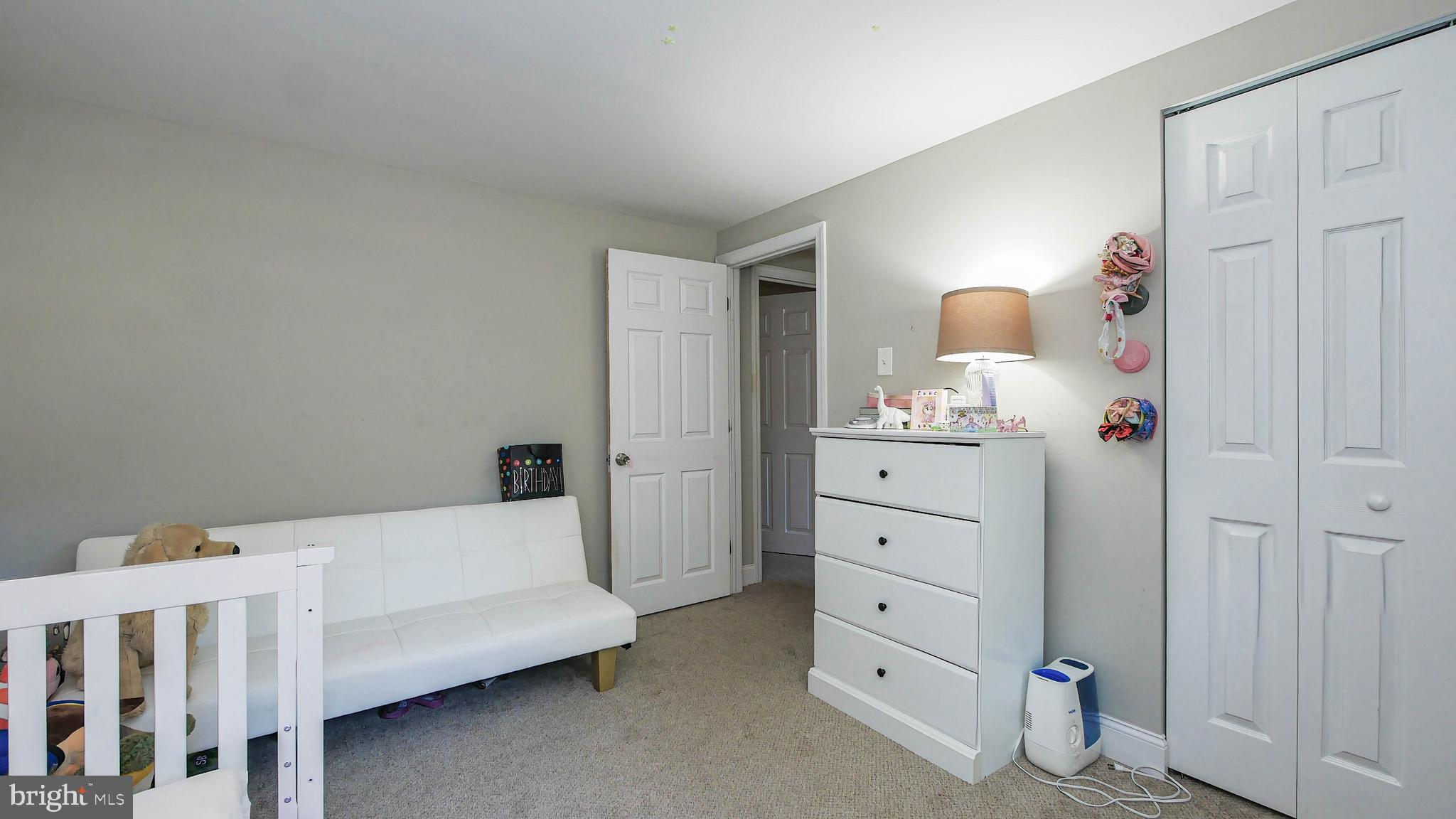 22 Alberts Ave