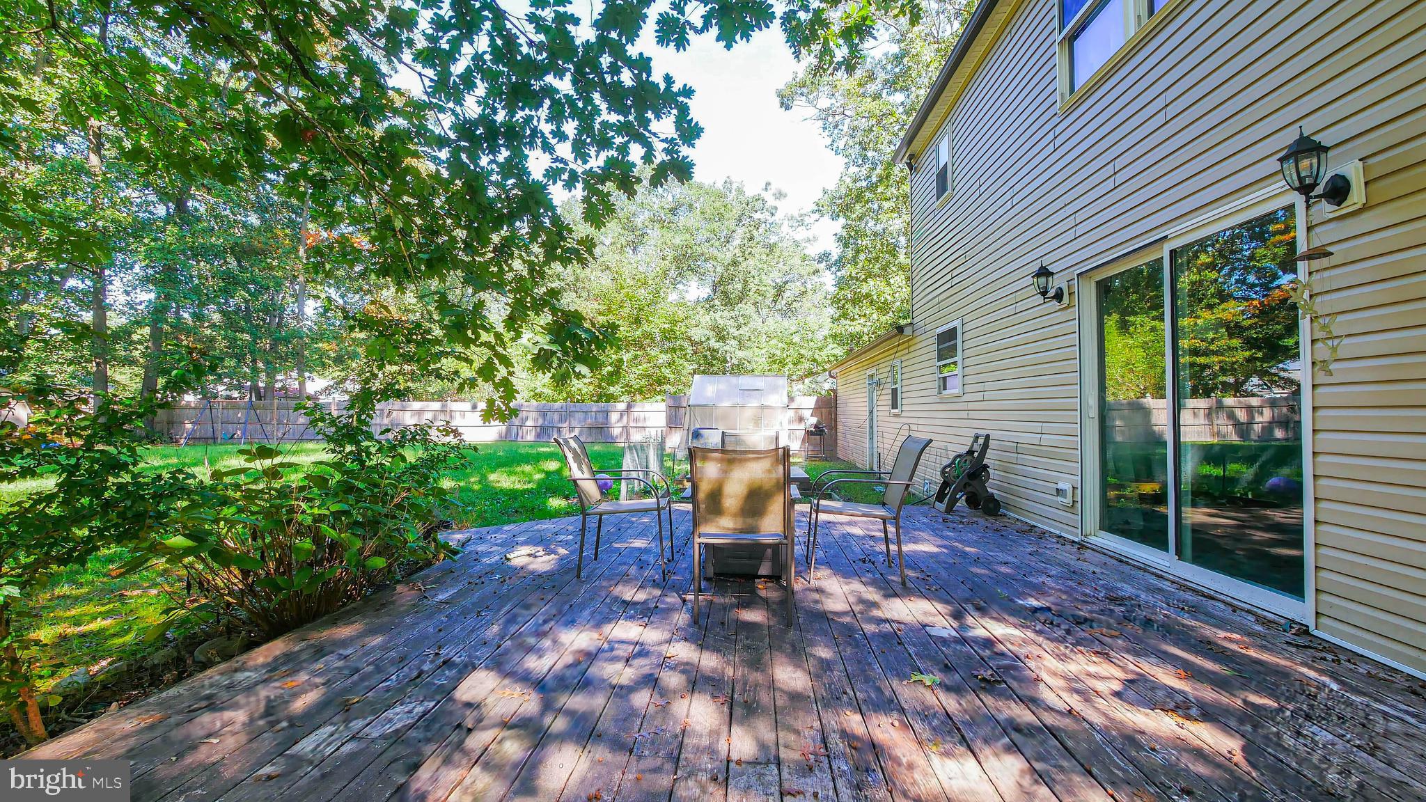 22 Alberts Ave