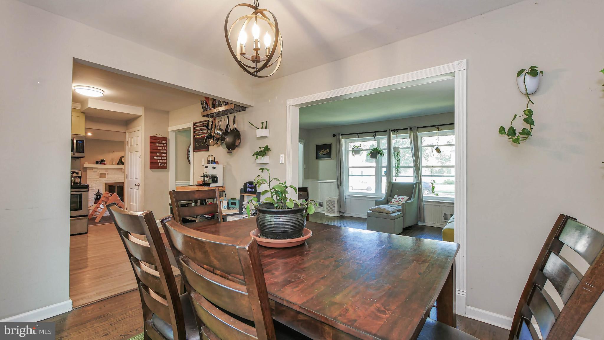 22 Alberts Ave
