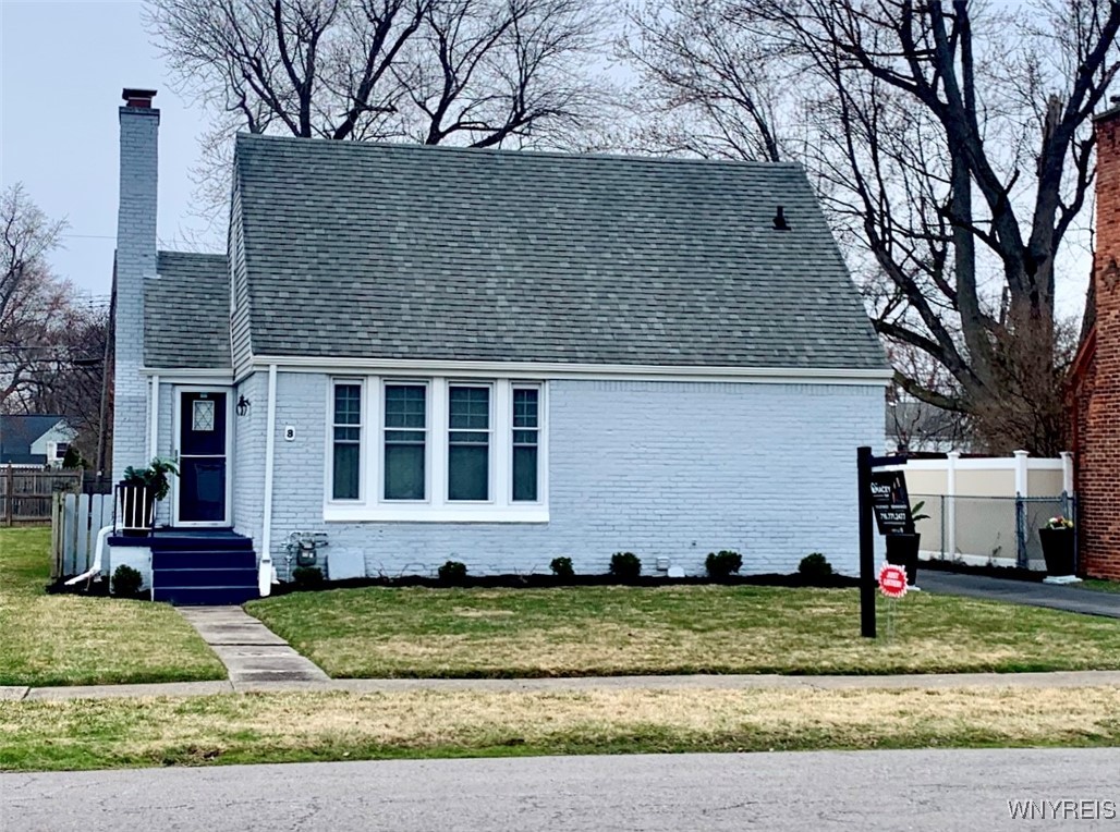 8 Vernon Drive
