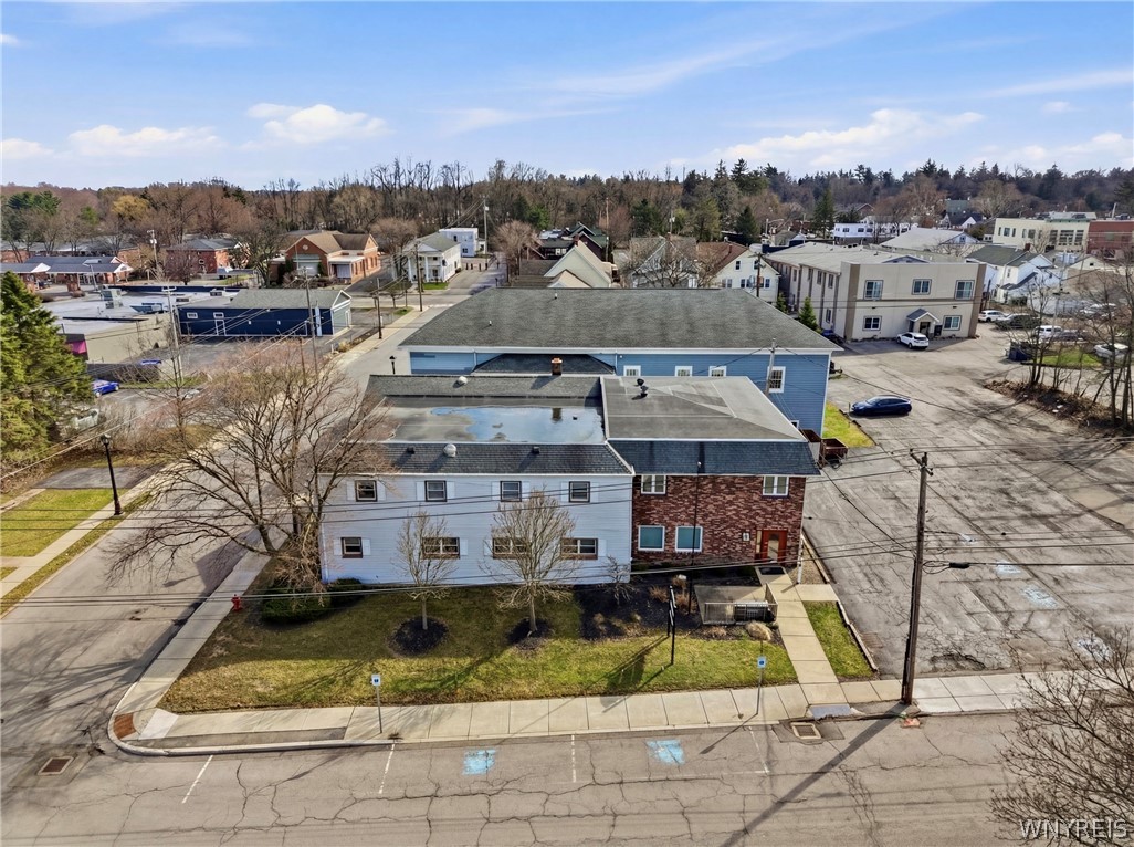 70 Linwood Avenue