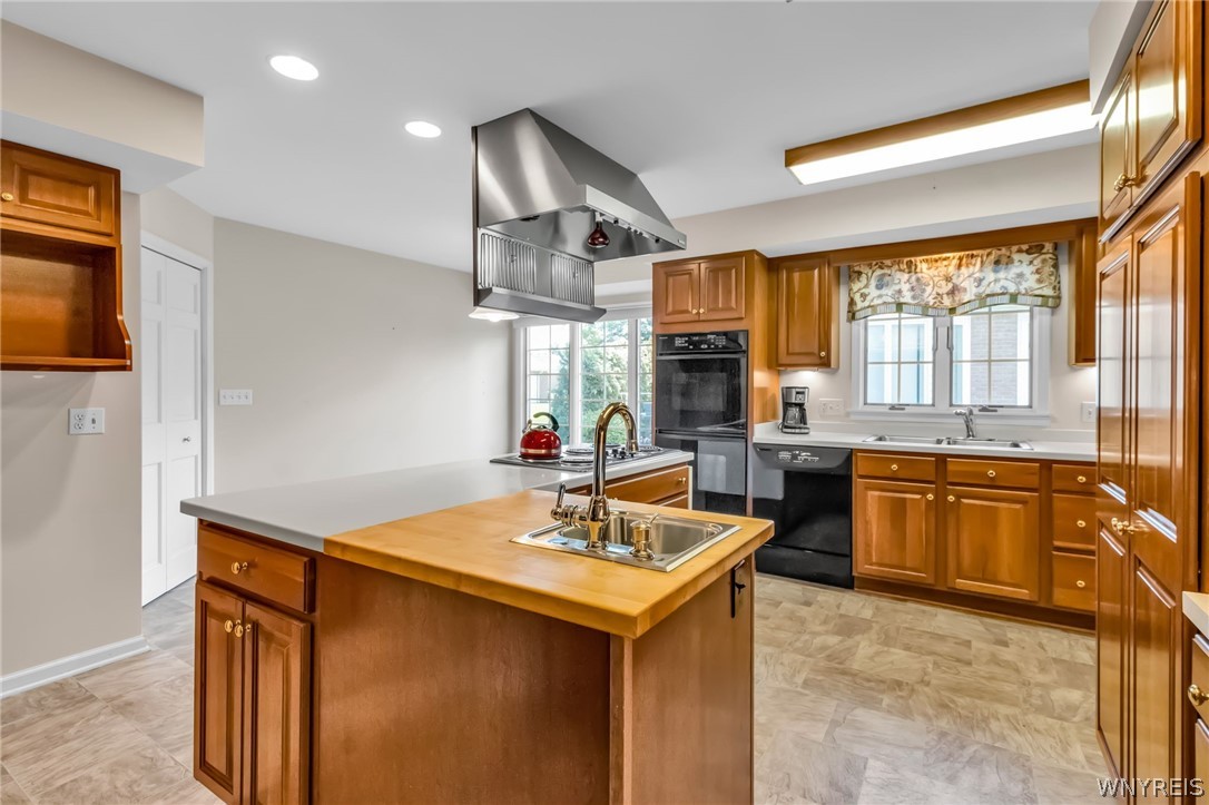 3 Saint Charles Court