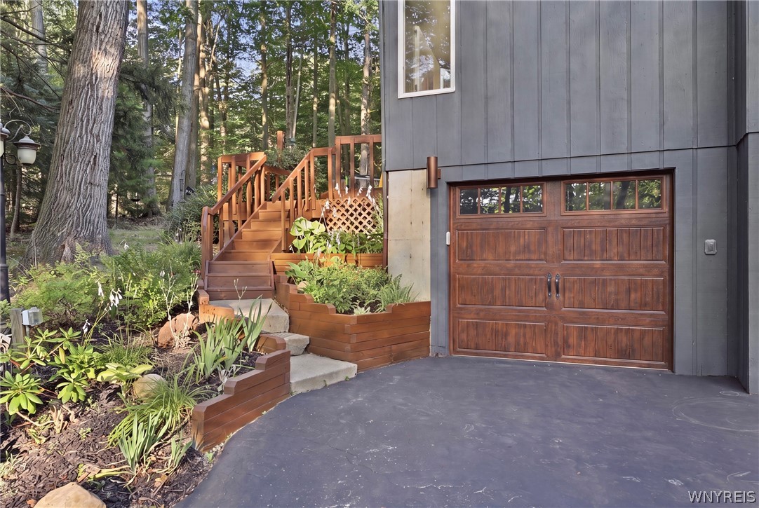 5876 Woodlee Court