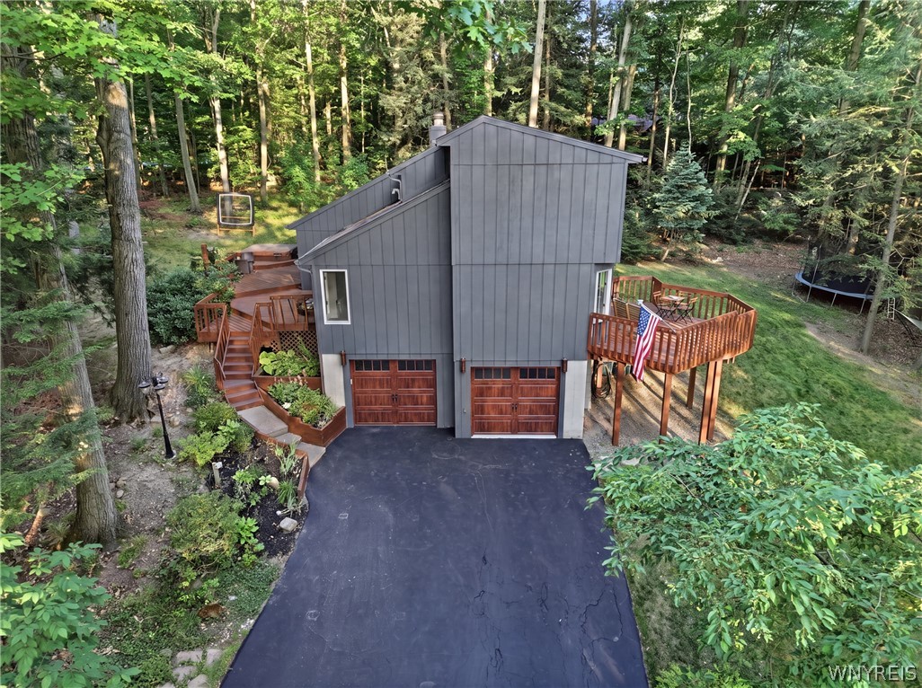 5876 Woodlee Court