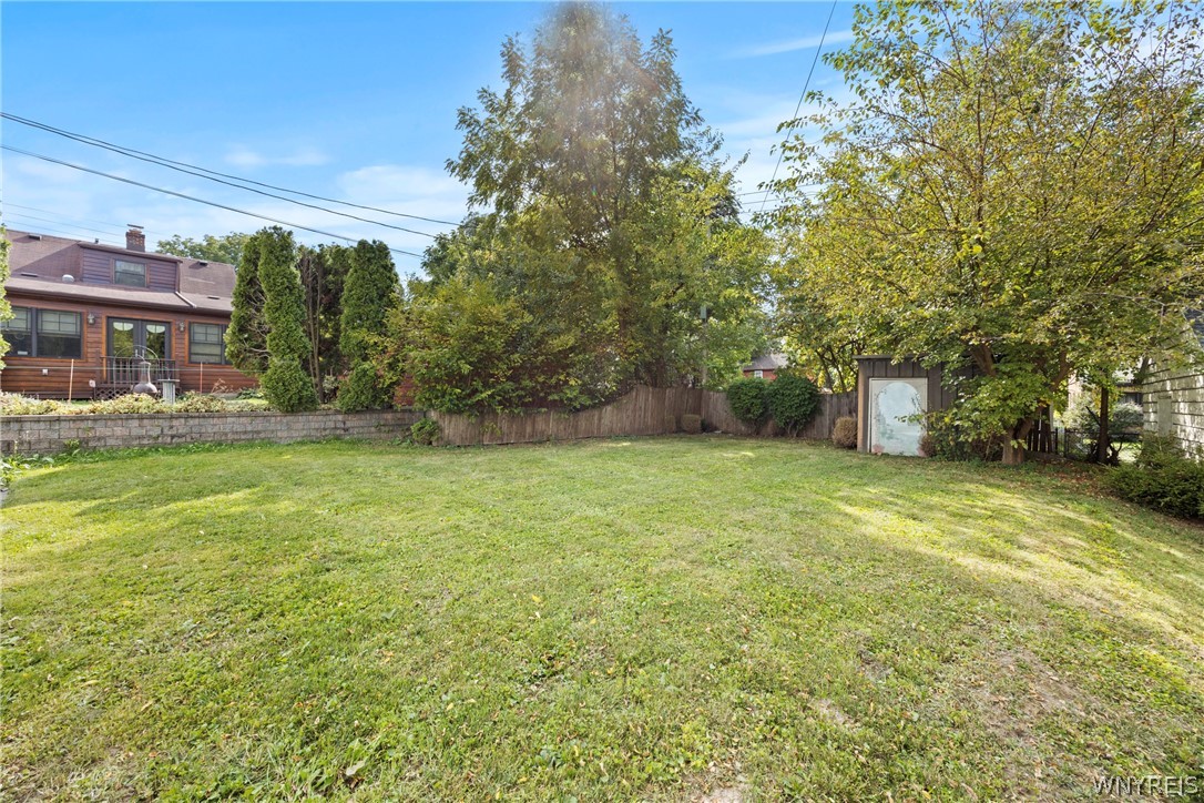 80 Capen Boulevard