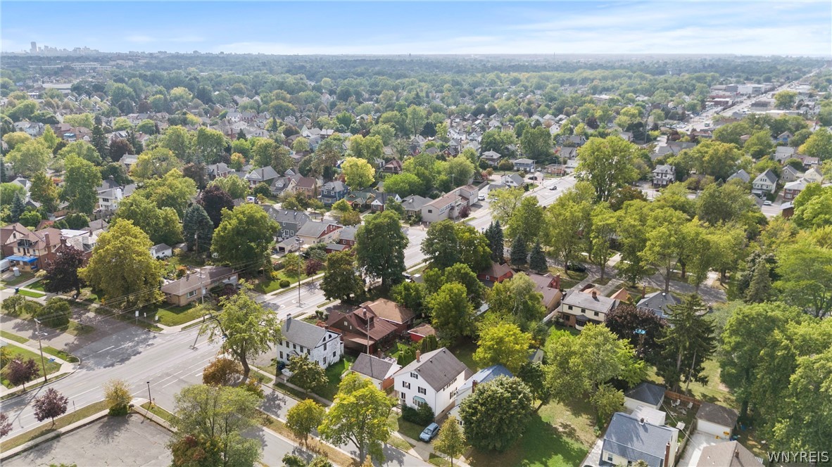 80 Capen Boulevard