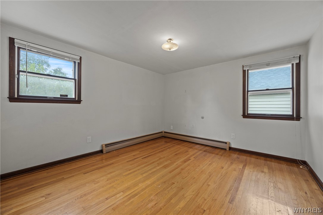 80 Capen Boulevard
