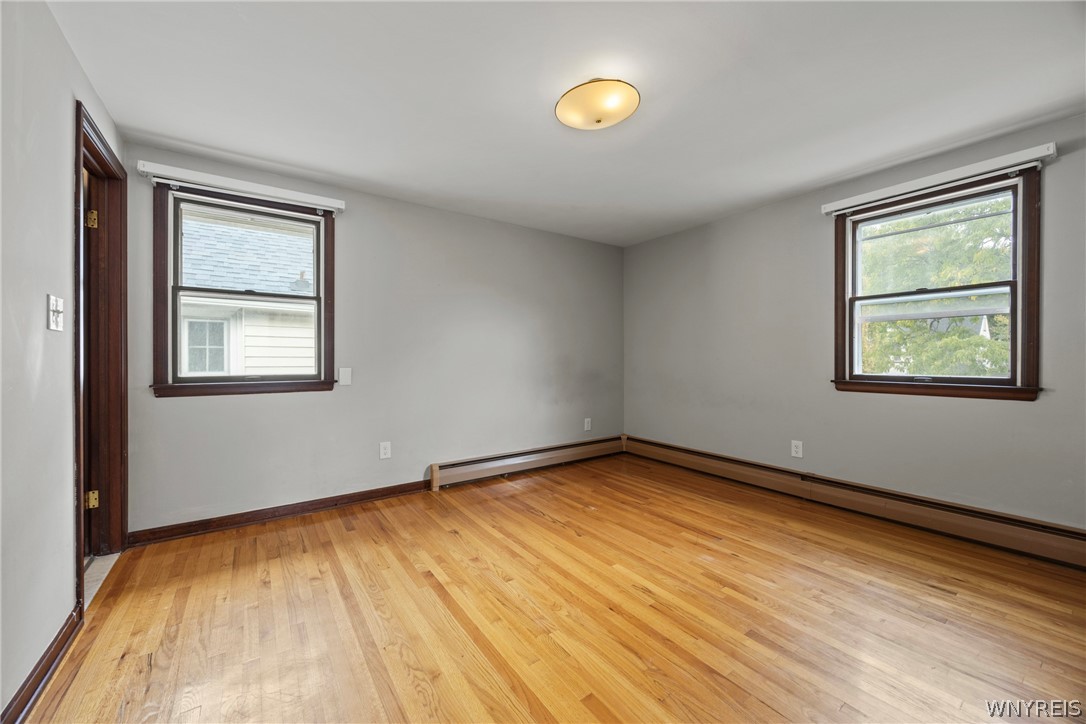 80 Capen Boulevard