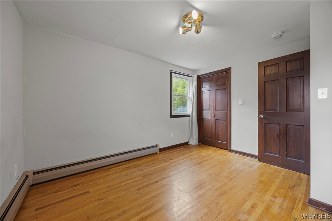 80 Capen Boulevard