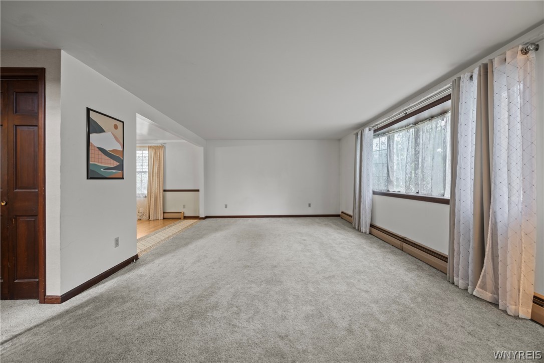 80 Capen Boulevard