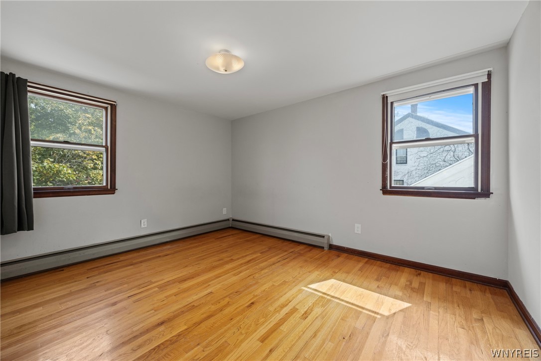 80 Capen Boulevard