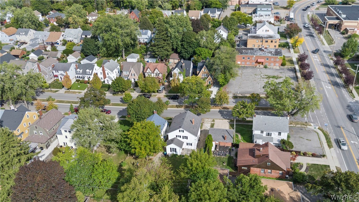 80 Capen Boulevard