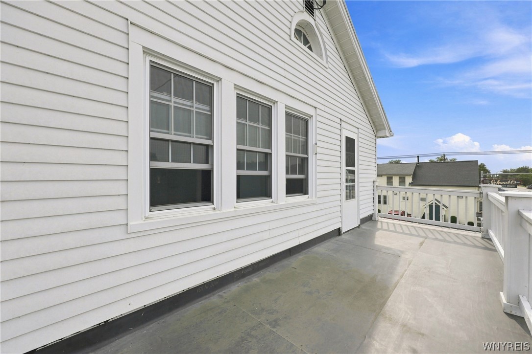 799 Center Road
