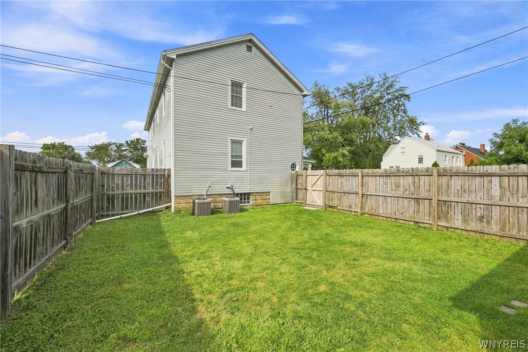 799 Center Road