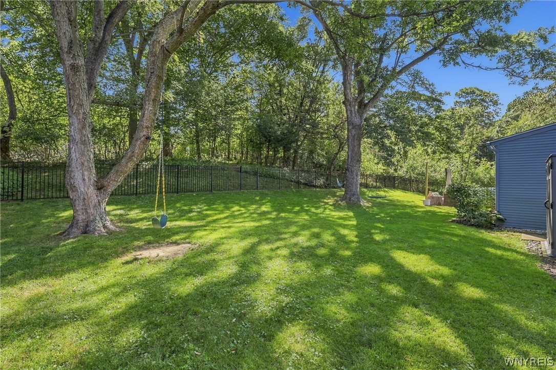 14 Briar Hill Road