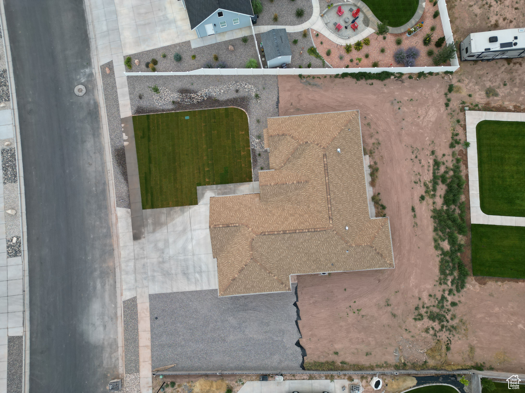 949 W TORREY PINES DR