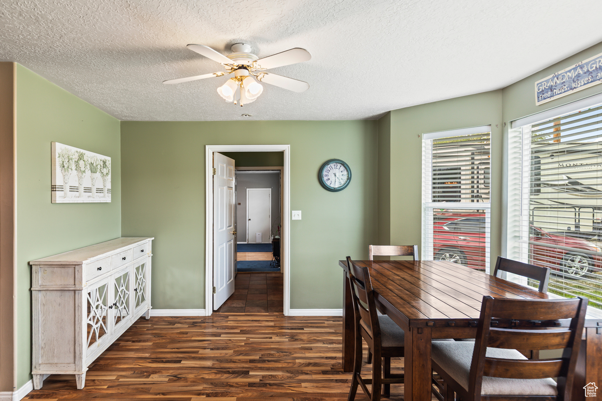 145 E MAIN ST