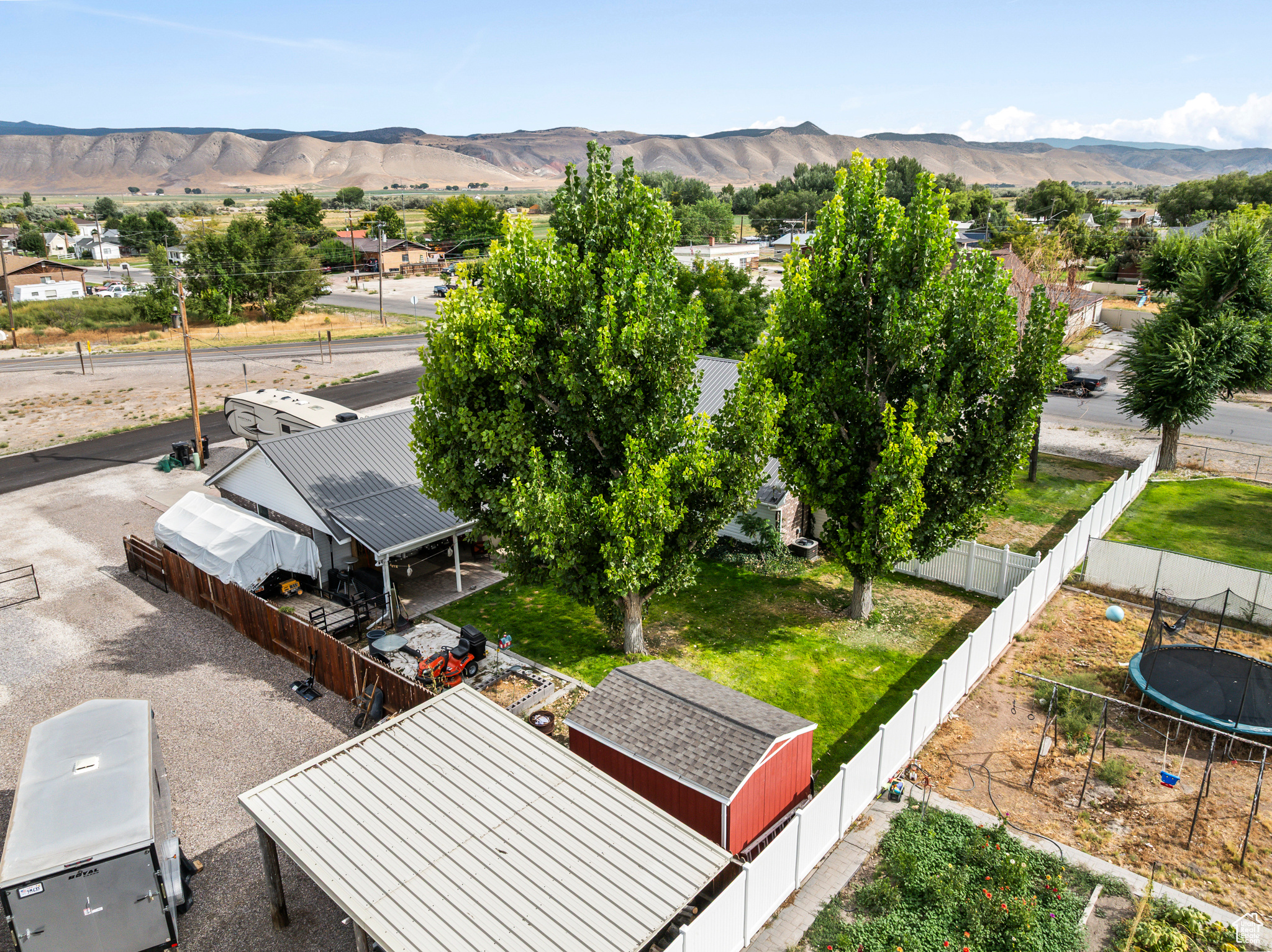 145 E MAIN ST